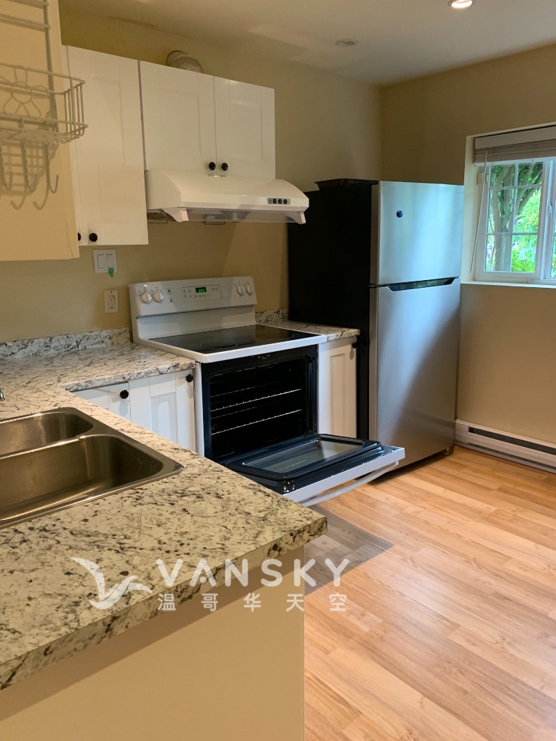 260211093630_Downstair kitchen.jpg